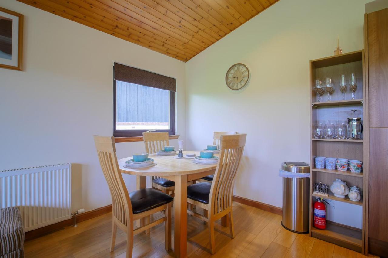 Glenview Chalet Park 因弗内斯 外观 照片