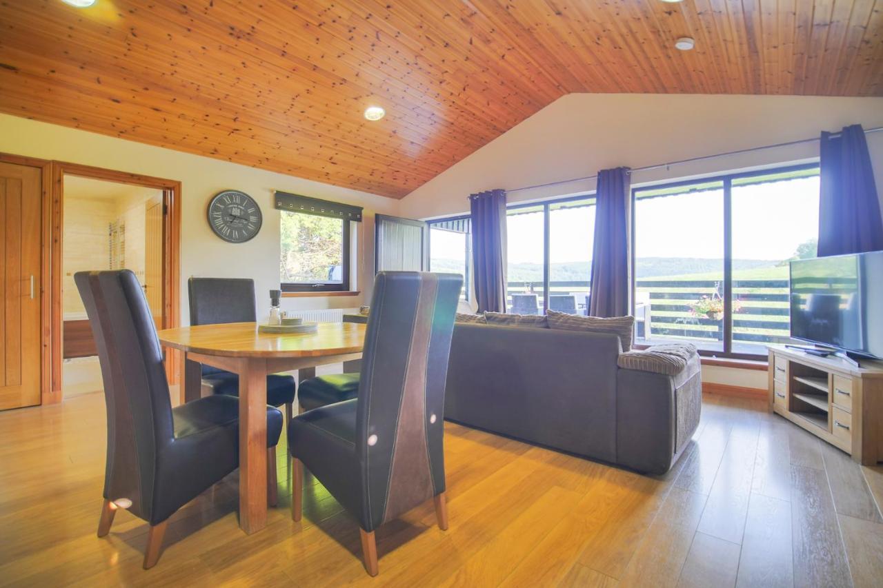 Glenview Chalet Park 因弗内斯 外观 照片