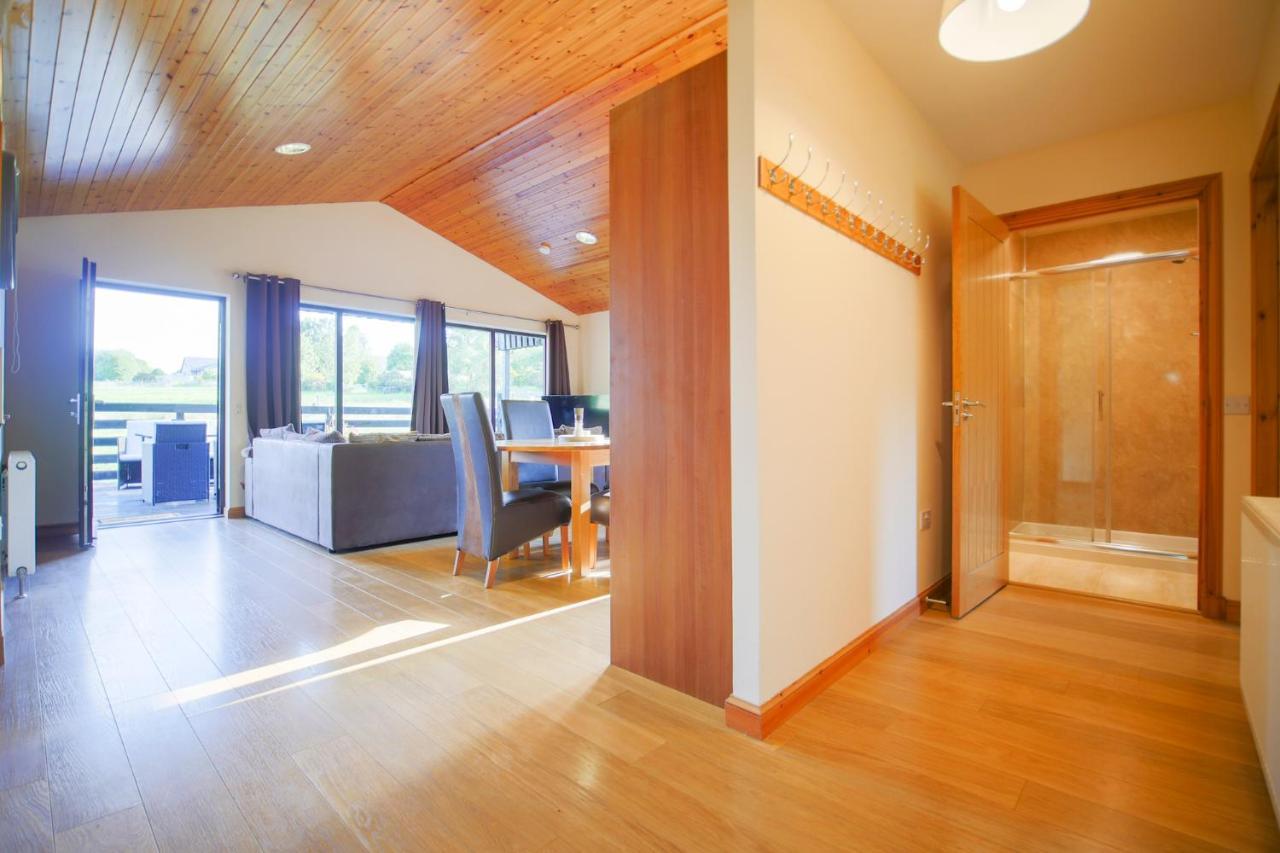 Glenview Chalet Park 因弗内斯 外观 照片