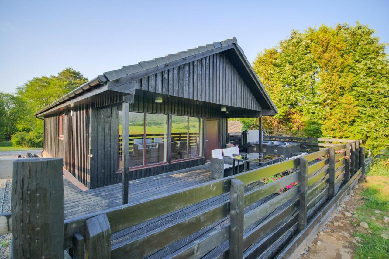 Glenview Chalet Park 因弗内斯 外观 照片