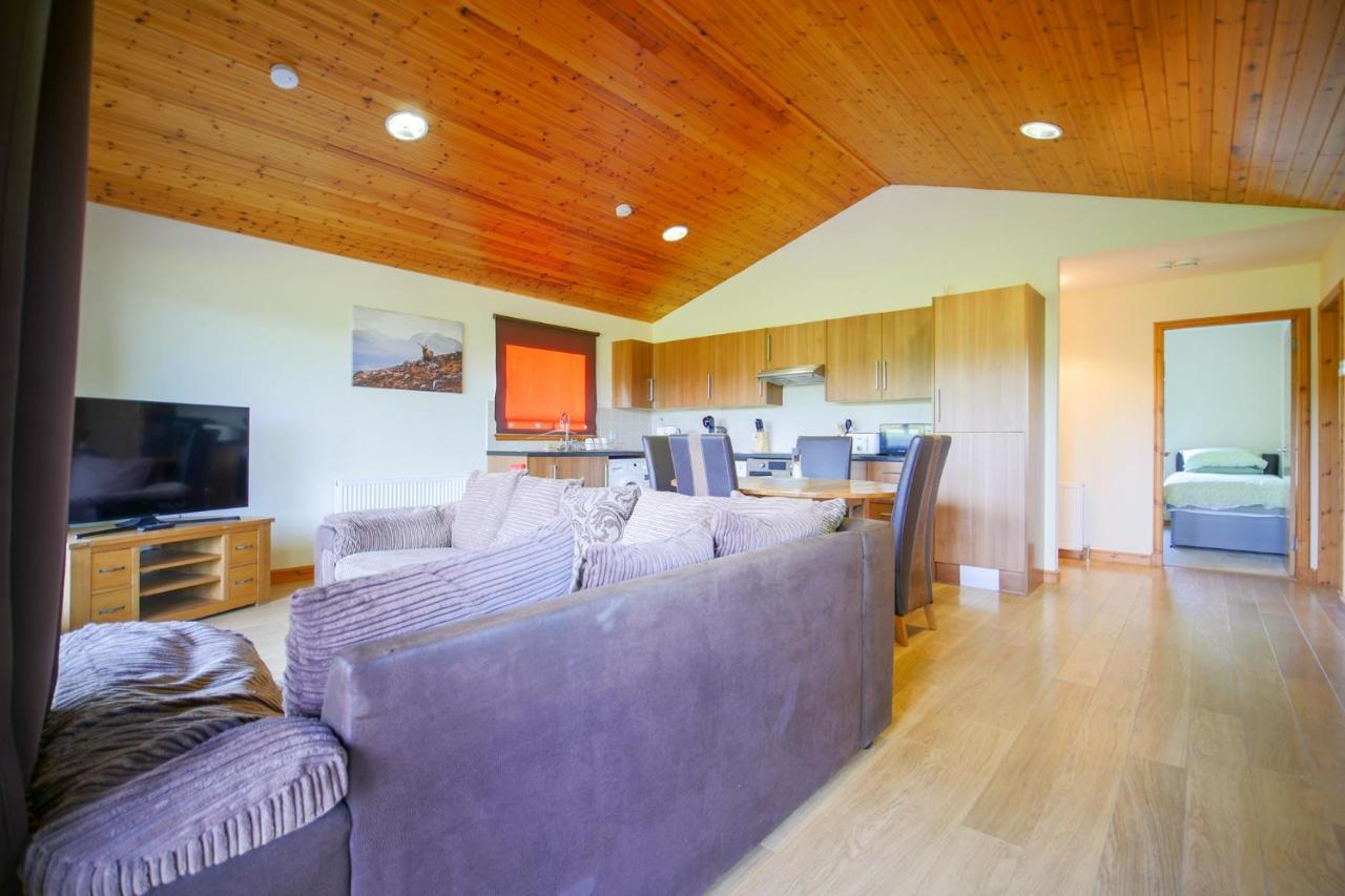 Glenview Chalet Park 因弗内斯 外观 照片